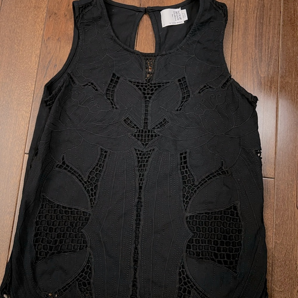 Cute too for a night out! it has a layer of cloth and a really cute net design❤️